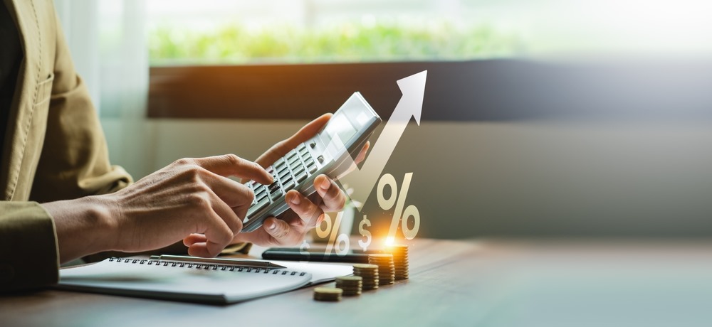 Will Rachel Reeves’ 2025 Budget Push Investors Toward Gold?